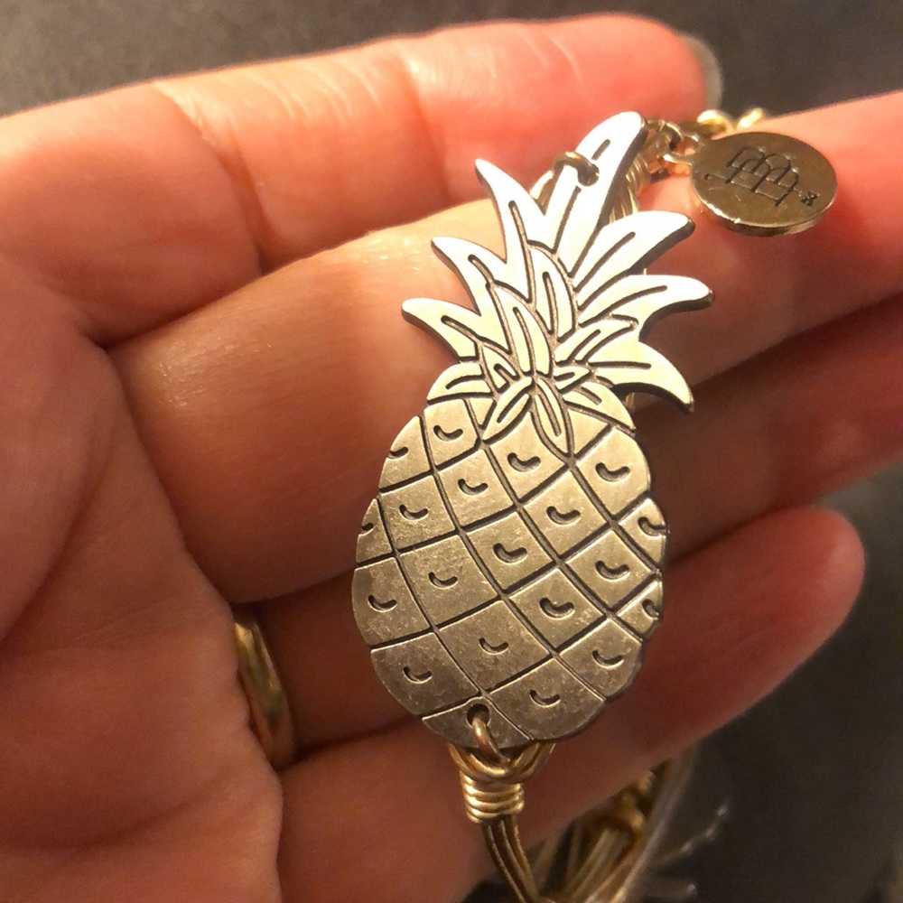 🍍Pineapple bracelet! - Picture 6 of 6
